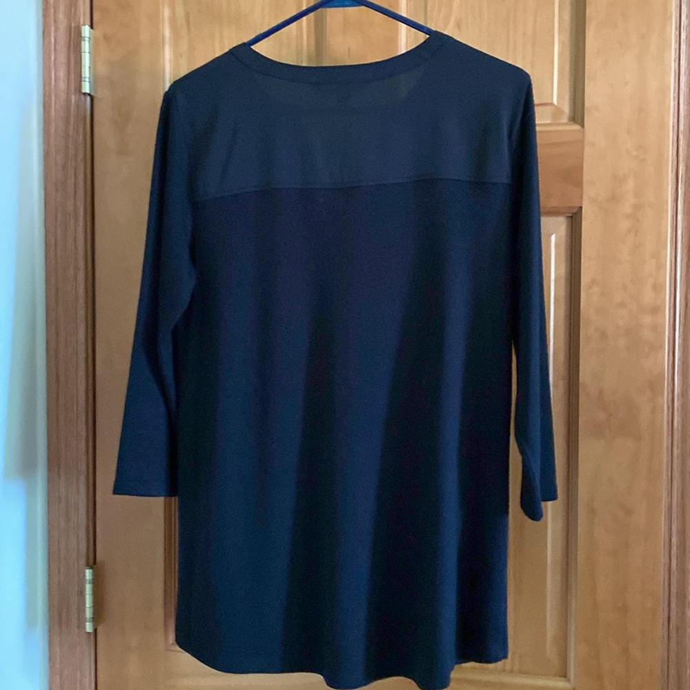 Tunic - Picture 2 of 6